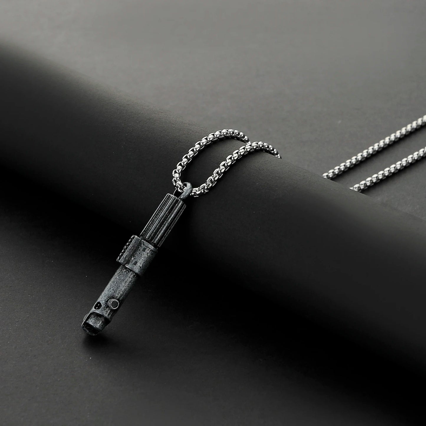 Saber Simulation Necklace Metal Material